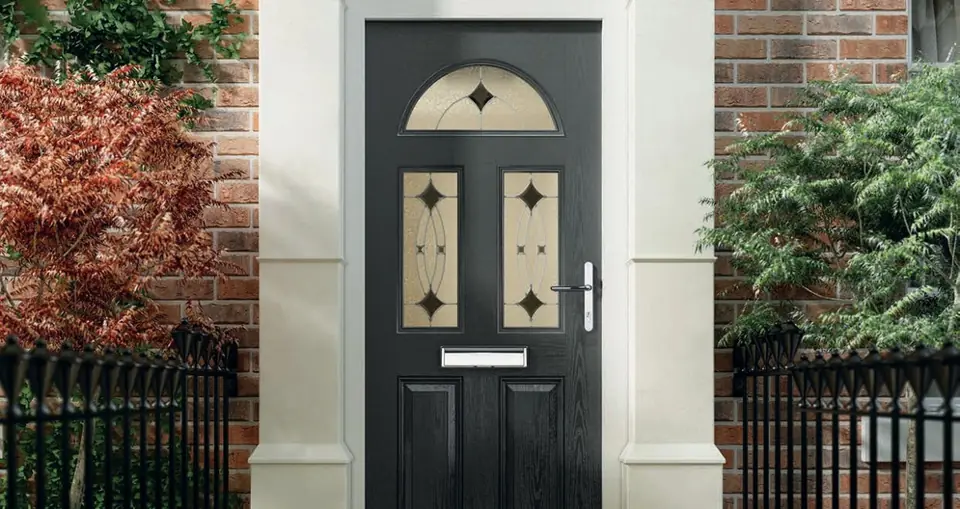 Composite front door – Traditional range